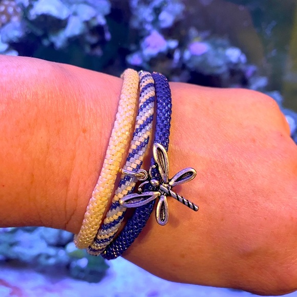 NEW!  Bangle bracelet by Jewelry From the Heart - Picture 3 of 6